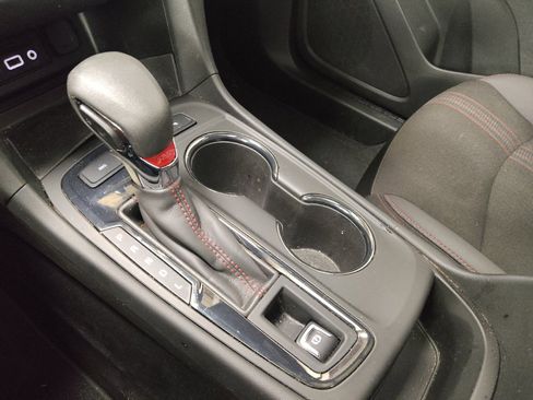 Used 2022 Chevrolet Equinox RS w/ Infotainment Package AWD/4WD image 26