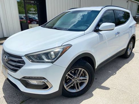 Used 2017 Hyundai Santa Fe Sport FWD image 1