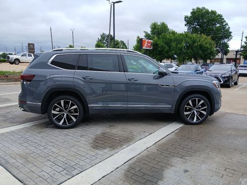 New 2026 Volkswagen Atlas SEL Premium R-Line AWD/4WD image 8