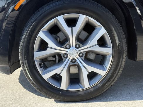 Used 2021 Hyundai Palisade Limited image 12