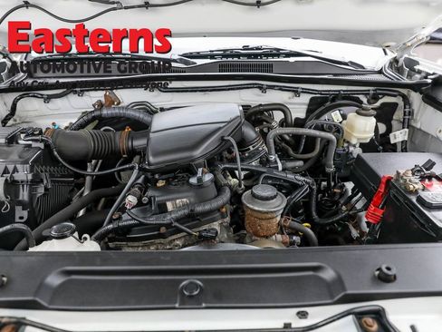 Used 2020 Toyota Tacoma SR image 7