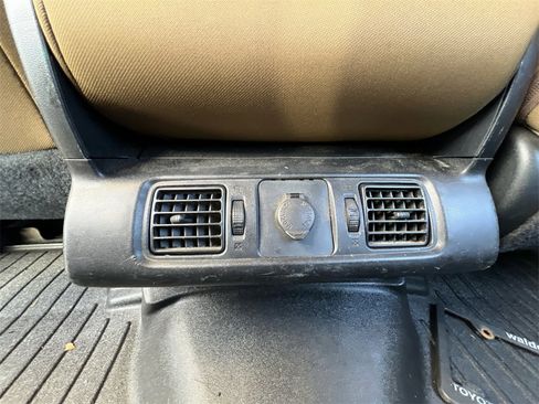 Used 2017 Toyota Tundra SR5 image 28