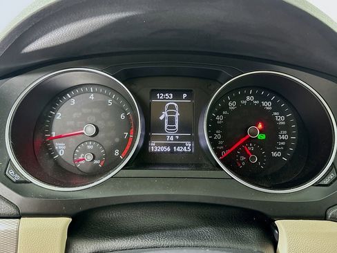 Used 2018 Volkswagen Jetta Wolfsburg Edition FWD image 12