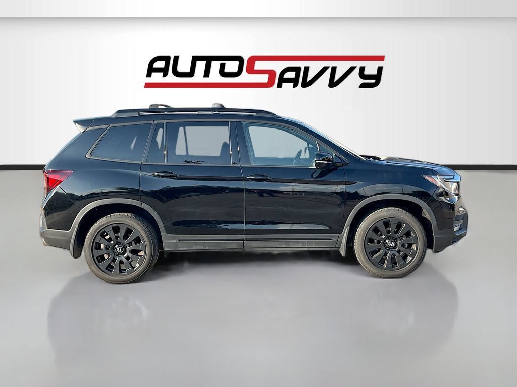 Used 2024 Honda Passport Black Edition image 8