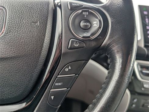 Used 2016 Honda Pilot Elite image 26