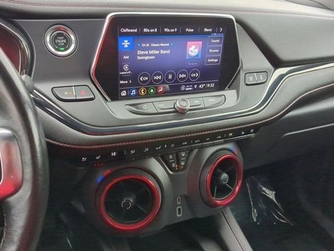 Used 2021 Chevrolet Blazer RS w/ Enhanced Convenience Package image 11