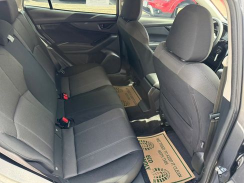 Used 2019 Subaru Impreza 2.0i Premium image 25