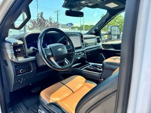 Used 2023 Ford F350 Platinum AWD/4WD image 29