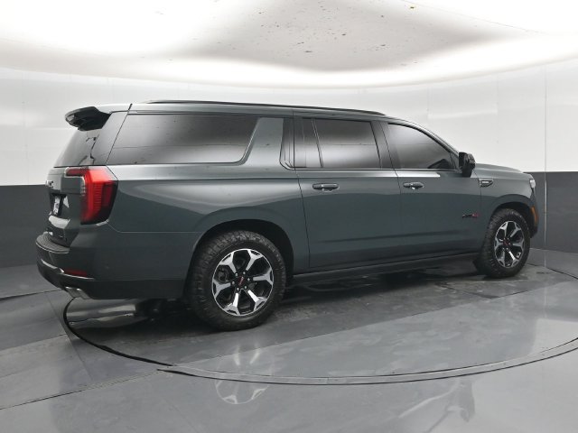 Used 2026 GMC Yukon XL AT4 w/ AT4 Premium Plus Package AWD/4WD image 33