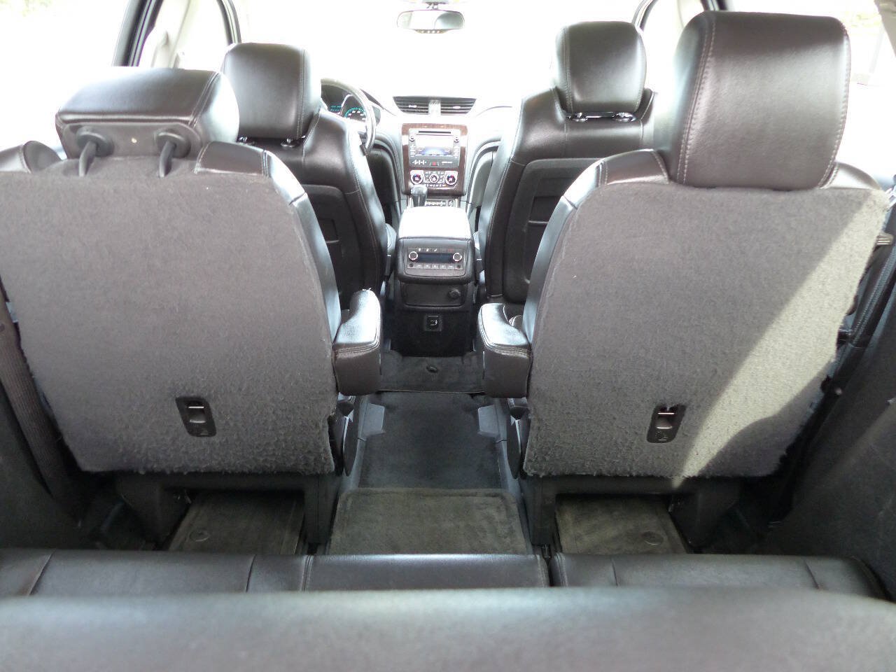 Used 2017 Chevrolet Traverse LT AWD/4WD image 23