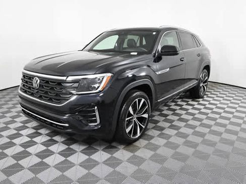 Used 2024 Volkswagen Atlas Cross Sport SEL Premium R-Line AWD/4WD image 2