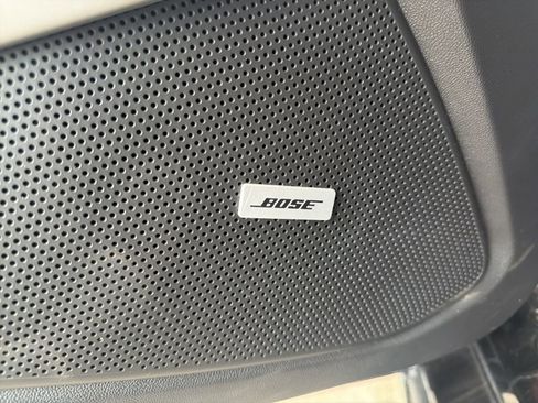 Used 2017 Chevrolet Camaro LT w/ Technology Package image 5