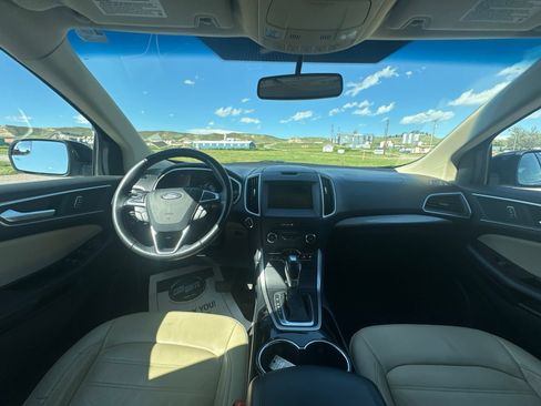 Used 2018 Ford Edge SEL w/ Equipment Group 201A AWD/4WD image 21