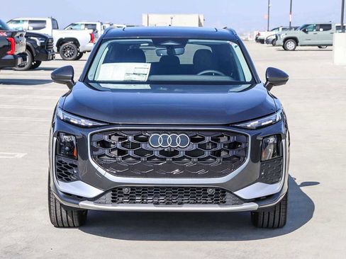 New 2026 Audi Q3 quattro 2.0T image 2