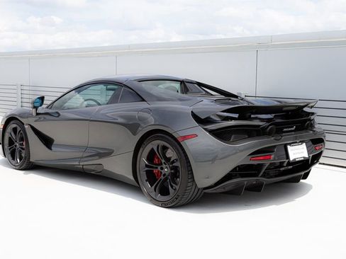 Used 2020 McLaren 720S Performance RWD image 17
