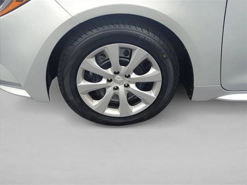 Certified 2025 Toyota Corolla LE image 26