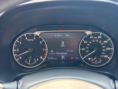 Used 2025 Nissan Altima 2.5 SV FWD image 30