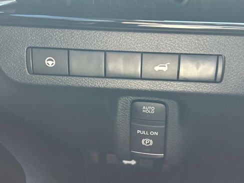 Certified 2025 Nissan Murano SV AWD/4WD image 28