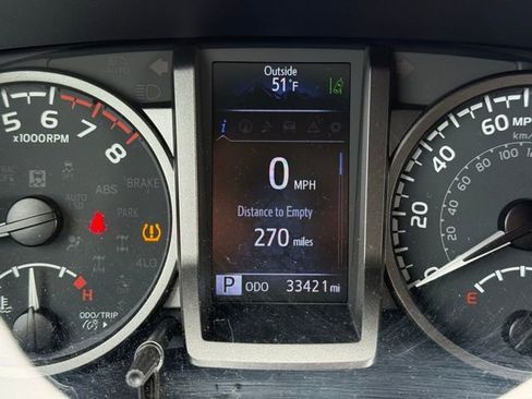 Used 2020 Toyota Tacoma TRD Off-Road w/ TRD Premium Off Road Package image 15