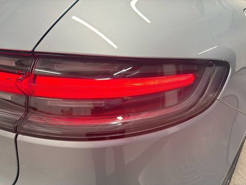 New 2026 Porsche Macan AWD/4WD image 34