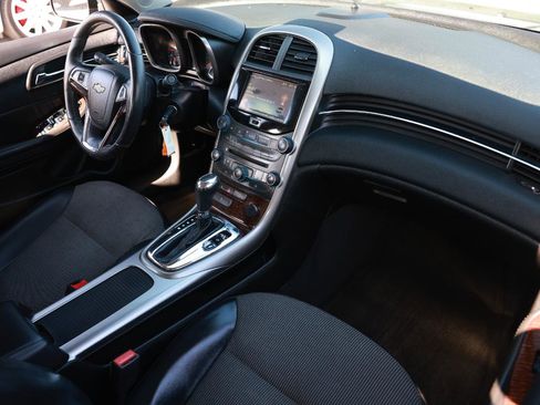 Used 2013 Chevrolet Malibu LT FWD image 14