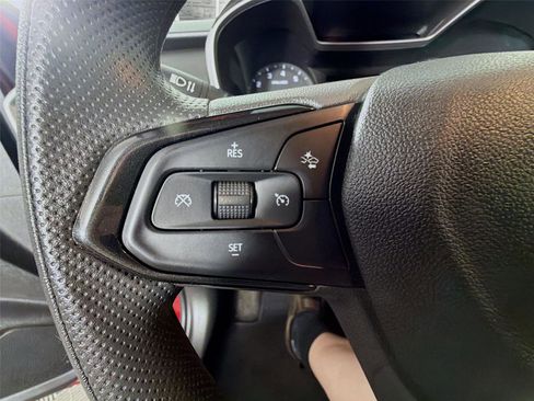 Used 2021 Chevrolet TrailBlazer LS AWD/4WD image 35
