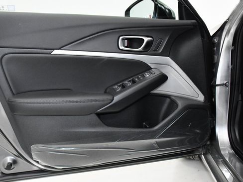 New 2025 Acura Integra image 7