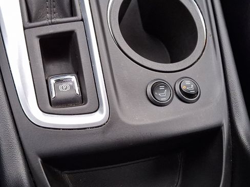 Used 2019 Chevrolet Equinox LT image 24