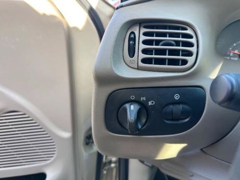 Used 2000 Ford F150 XLT RWD image 19