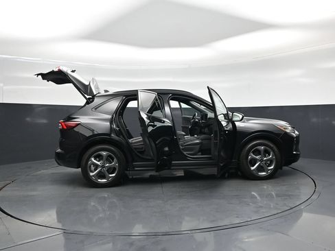 Used 2023 Ford Escape ST-Line w/ Tech Pack #1 FWD image 4