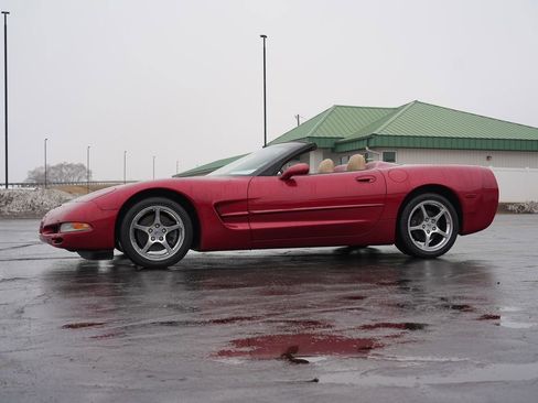 Used 2002 Chevrolet Corvette Convertible w/ Preferred Equipment Group2 image 7