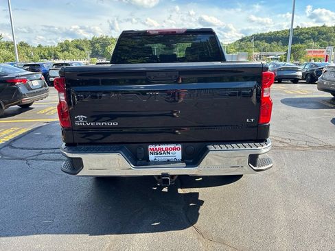 Used 2023 Chevrolet Silverado 1500 LT AWD/4WD image 6