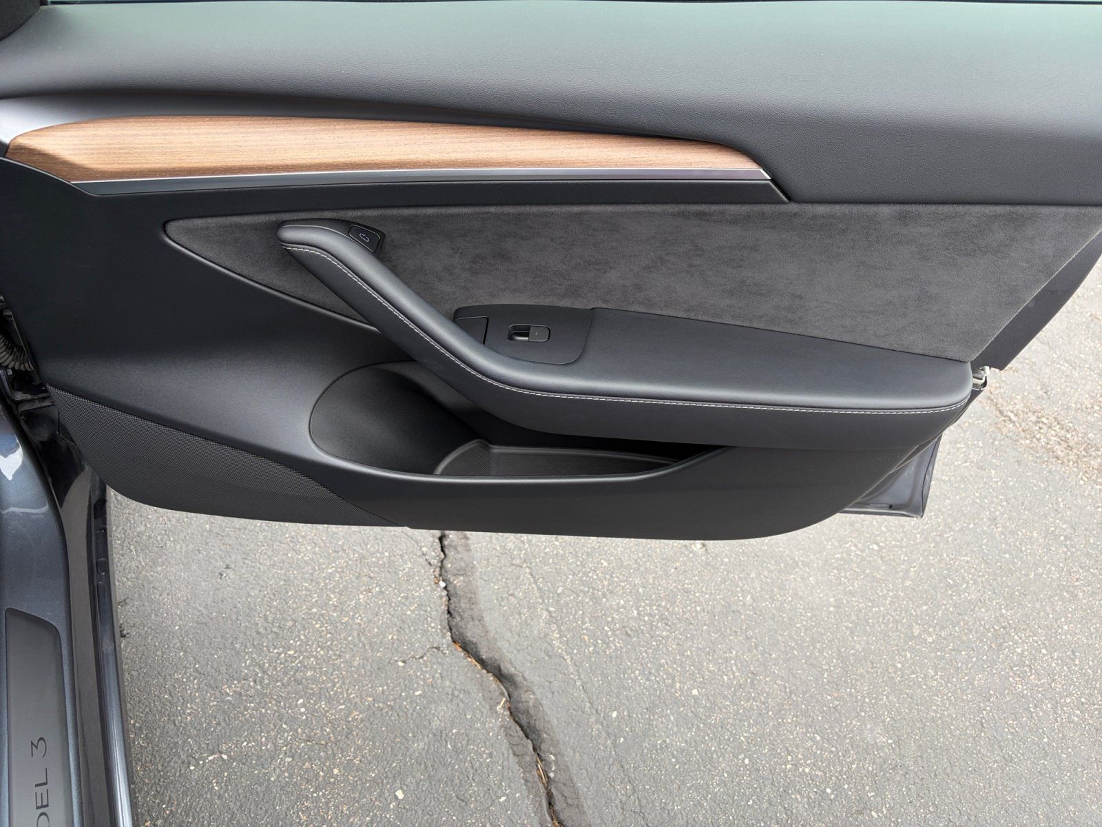Used 2023 Tesla Model 3 Standard Range RWD image 16