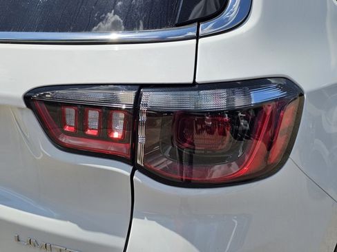 New 2026 Jeep Compass Limited AWD/4WD image 18
