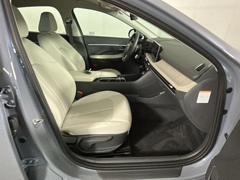 Used 2026 Hyundai Sonata Blue FWD image 35