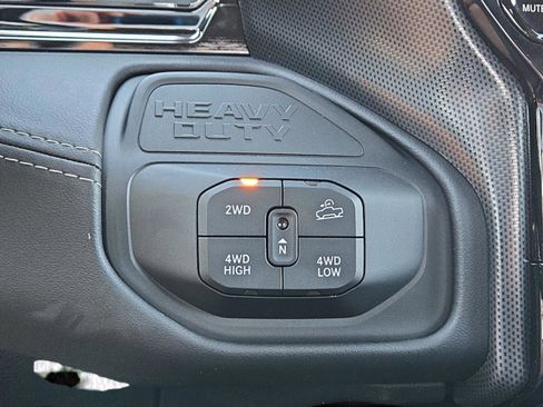 New 2026 RAM 2500 Limited image 28