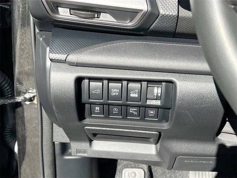Used 2023 Subaru Forester Touring image 10