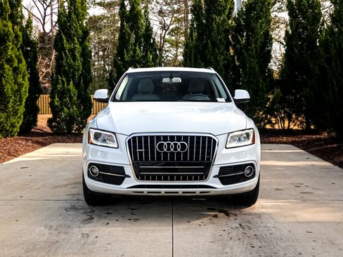 Used 2014 Audi Q5 3.0T Prestige image 3
