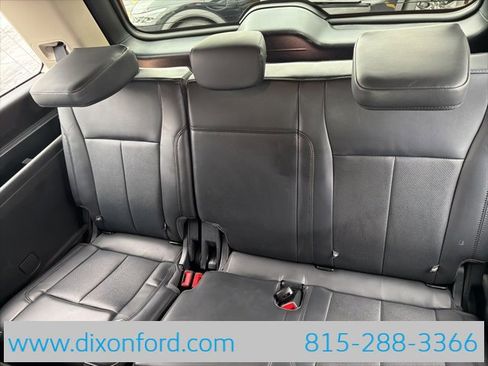 Used 2024 Ford Expedition XLT image 23