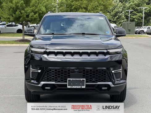 New 2026 Jeep Grand Wagoneer L Limited AWD/4WD image 3