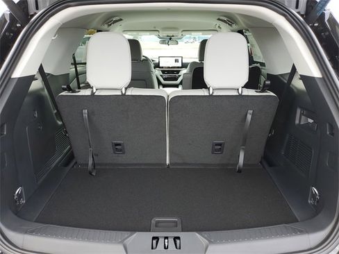 New 2026 Ford Explorer Active w/ Active Comfort Package image 34