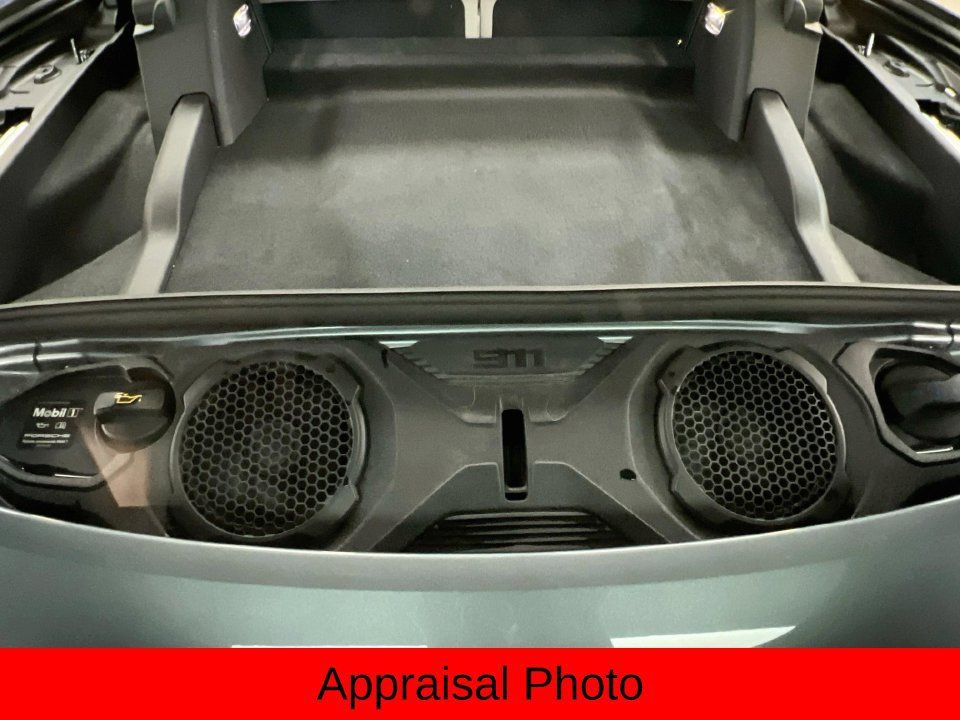 Certified 2026 Porsche 911 Targa 4 GTS AWD/4WD image 26