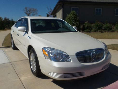 Used 2008 Buick Lucerne CX w/ Driver Confidence Package image 9
