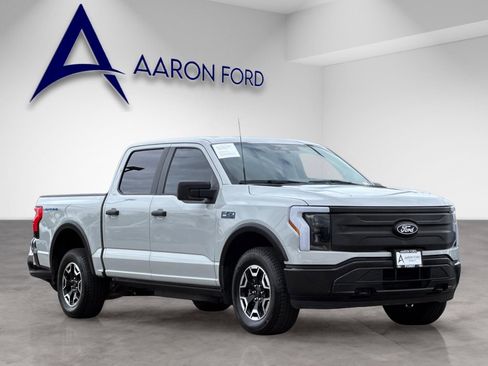 Used 2024 Ford F150 Lightning Pro AWD/4WD image 8