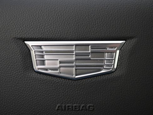 New 2025 Cadillac Lyriq Luxury image 34