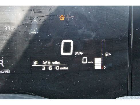 Used 2025 Nissan Kicks SV w/ Charging Package FWD image 10