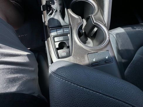 Used 2024 Toyota Camry XSE image 11