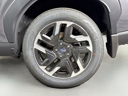 New 2026 Subaru Forester Premium AWD/4WD image 31