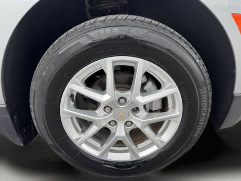 Used 2023 Chevrolet Equinox LT AWD/4WD image 31
