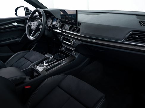 Certified 2024 Audi SQ5 Premium w/ Convenience Package image 9